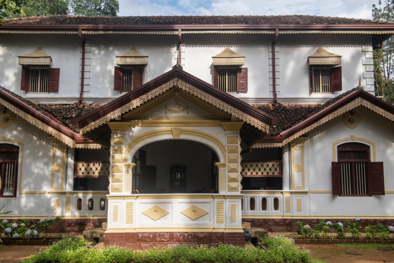 Gileemale Walawwa & Estate Hotel Ratnapura Bagian luar foto