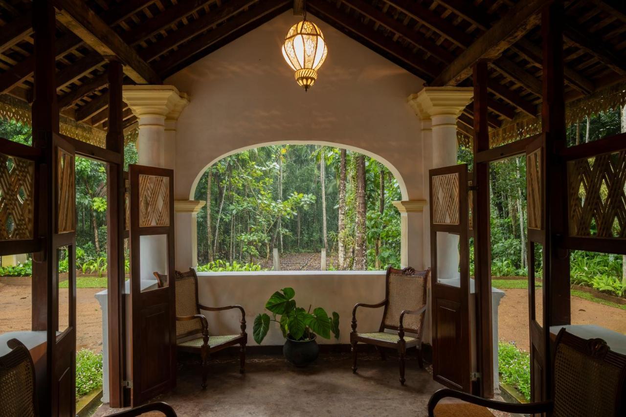 Gileemale Walawwa & Estate Hotel Ratnapura Bagian luar foto