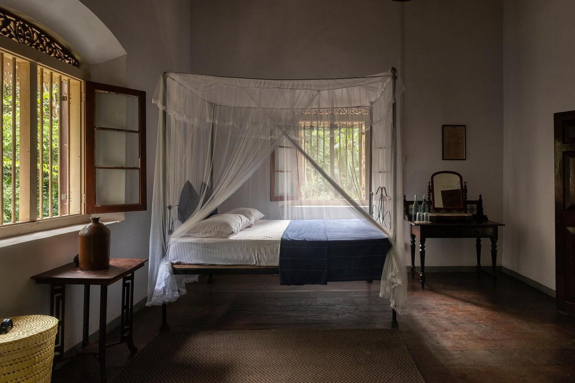 Gileemale Walawwa & Estate Hotel Ratnapura Bagian luar foto
